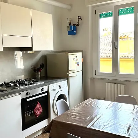 A39 - Ancona, Comodo Trilocale In Centro Storico *