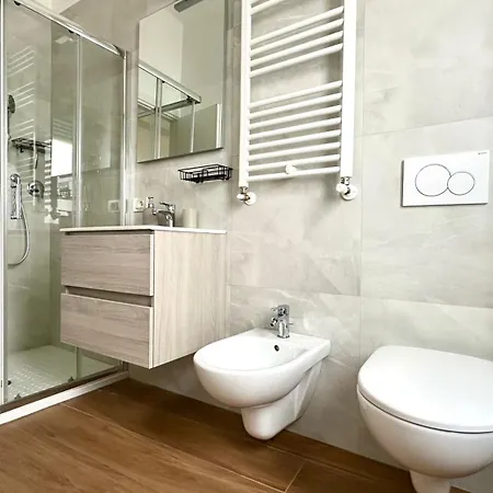Apartamento A39 - Ancona, Comodo Trilocale In Centro Storico