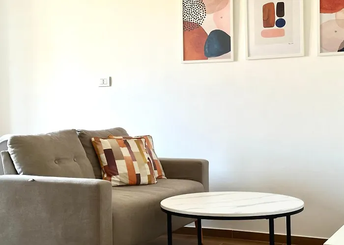 A39 - Ancona, Comodo Trilocale In Centro Storico Appartamento